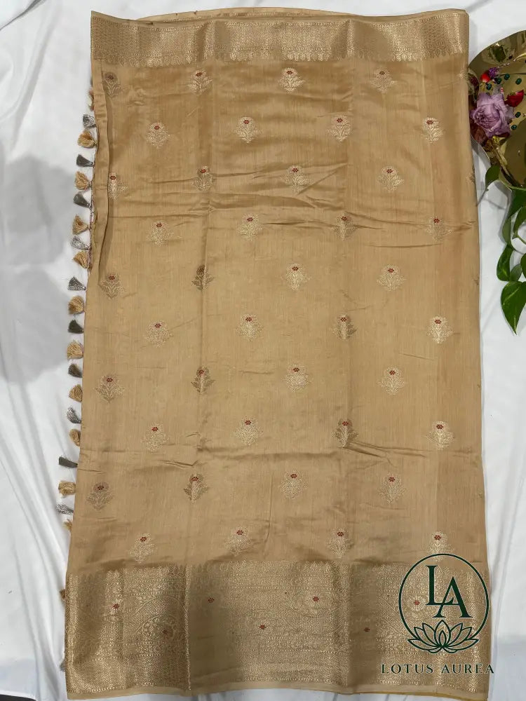 Champagne Gold Handwoven Banarasi Moonga Silk Saree - Banarasi Moonga Silk Saree