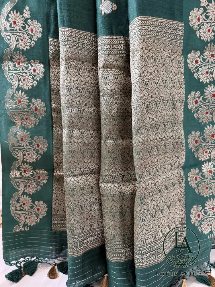 Emerald Green Handwoven Banarasi Moonga Silk Saree - Banarasi Moonga Silk Saree