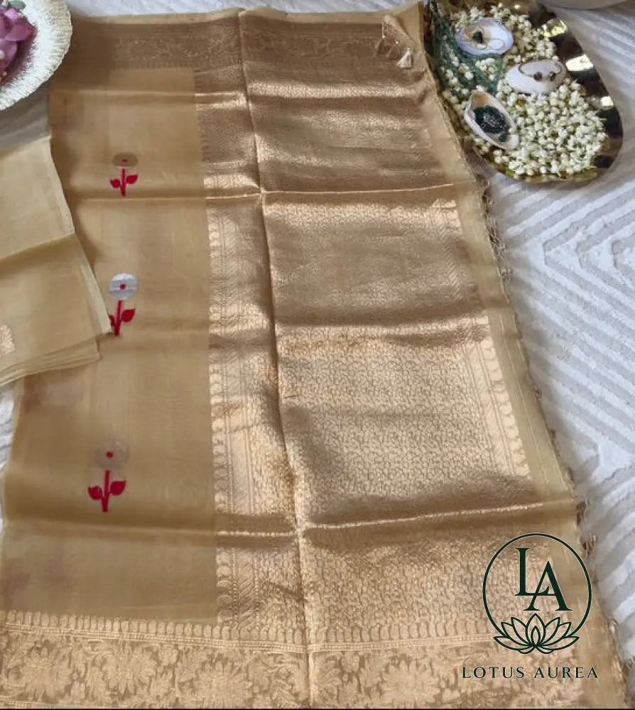 Golden Dawn – Handwoven Kora Banarasi Saree with Silver Zari Motifs & Grand Pallu - Banarasi Organza Saree