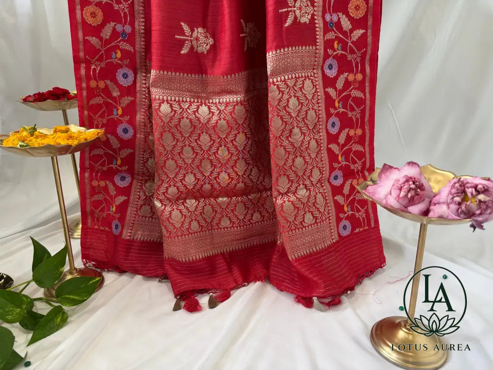 Raspberry Red Handwoven Banarasi Moonga Silk Saree with Zari and Meenakari Work - Banarasi Moonga Silk Saree