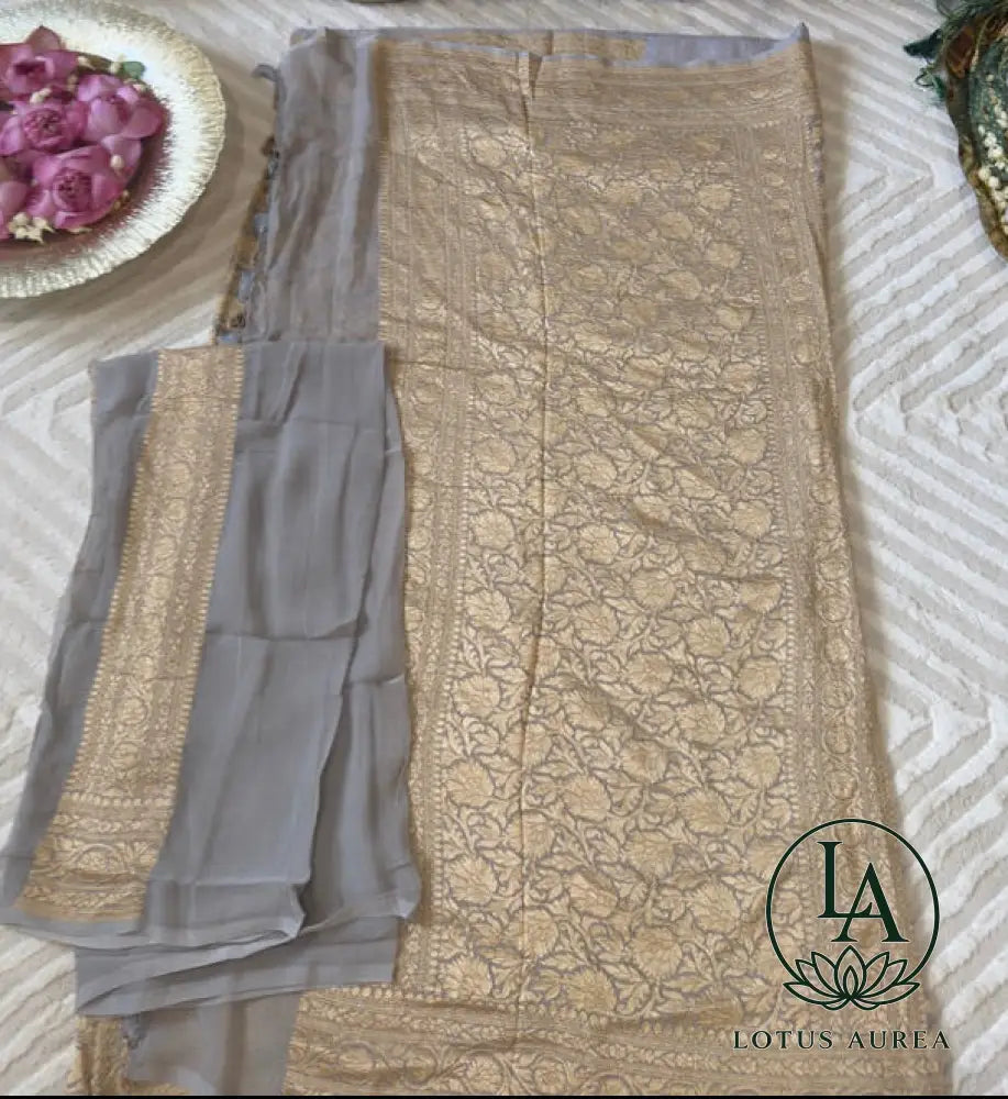 Silver Mist Heritage – Handwoven Pure Banarasi Khaddi Georgette Saree with Grand Floral Jaal Pallu - Banarasi Khaddi